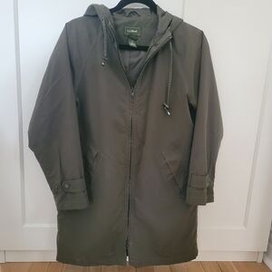 L.L. Bean Women's Army Green Hooded Raincoat Jacket Waterproof XS Petite